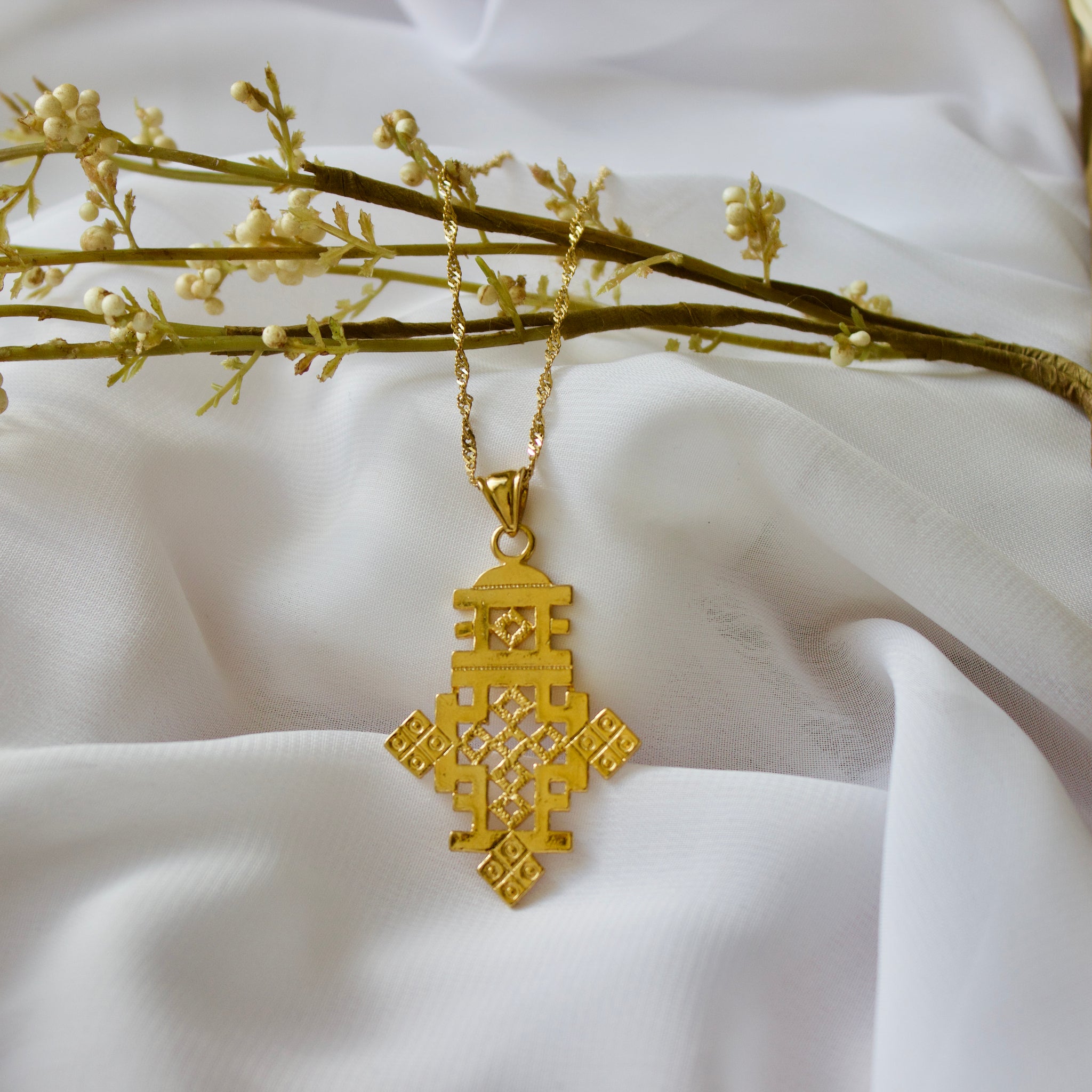 Axum Cross ፩