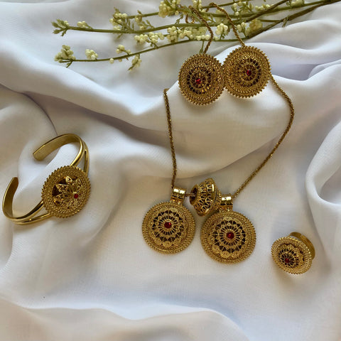 Traditional Sets ፩